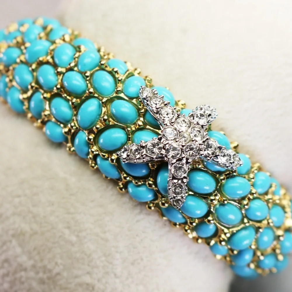 ⚜️ Vintage Kenneth Jay Lane Crystal Starfish Turquoise Cabochon Bracelet - Picture 12 of 16